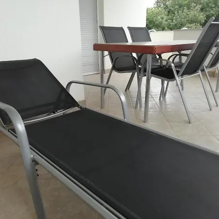 Zvonimir Apartment *