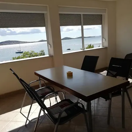 Διαμέρισμα Zvonimir Pirovac